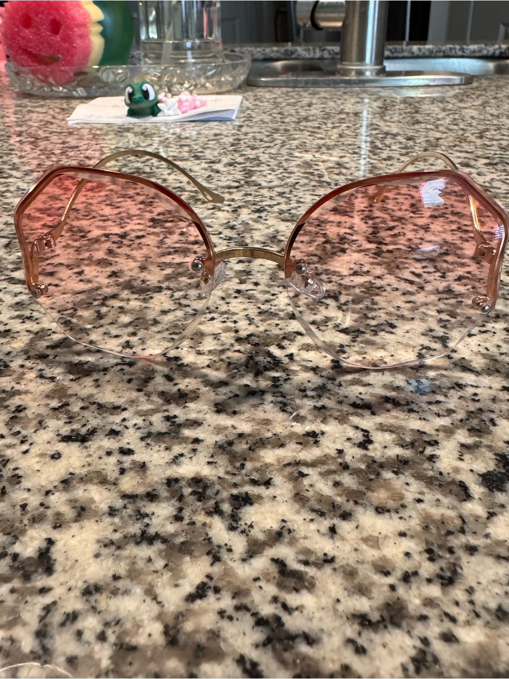 Women’s Gold Frame Sunglasses with Pink Gradient Lenses